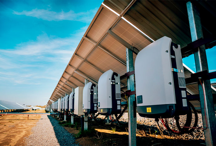 Leveros Solar lança inversor fotovoltaico de marca própria no